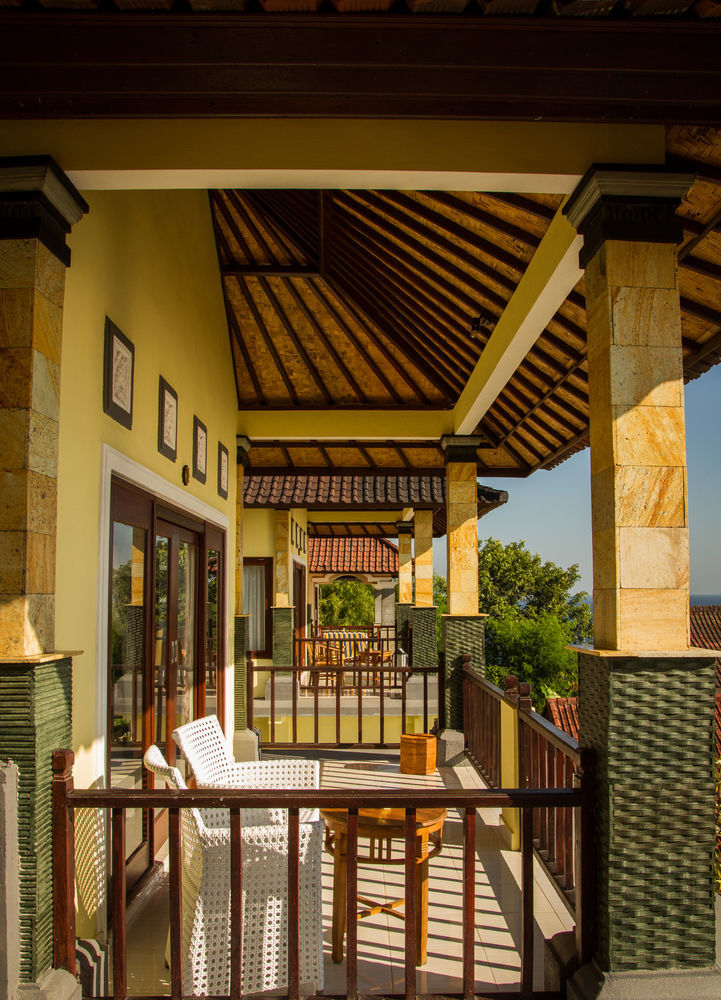 Beten Waru Bungalow And Restaurant Amed  Exterior photo